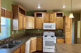 355 Colver Rd, Talent, OR 97540 - Photo 8