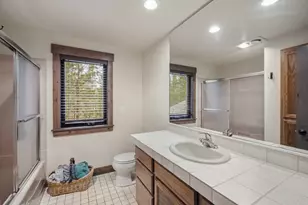 57548 Lark Ln, Sunriver, OR 97707 - Photo 32