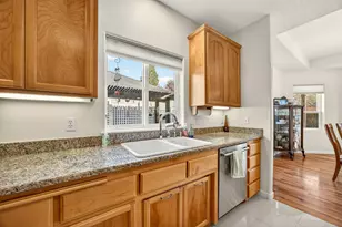 1937 Woodside Dr, Medford, OR 97501 - Photo 14