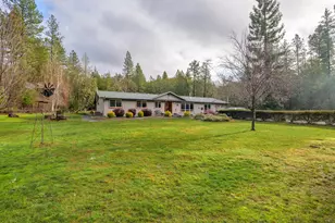 9728 Lower River Rd, Grants Pass, OR 97526 - Photo 40
