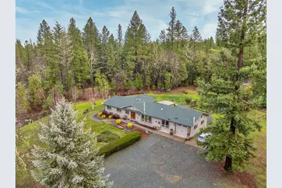 9728 Lower River Road, Grants Pass, OR 97526 - Photo 2