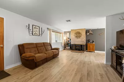 10553 Wright Avenue, Klamath Falls, OR 97603 - Photo 6