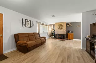 10553 Wright Ave, Klamath Falls, OR 97603 - Photo 6