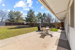 10553 Wright Ave, Klamath Falls, OR 97603 - Photo 28