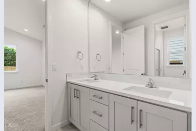 136 Valemont Drive #13, Eagle Point, OR 97524 - Photo 20