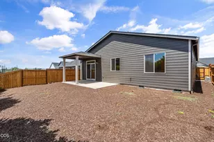 136 Valemont Dr, Eagle Point, OR 97524 - Photo 28