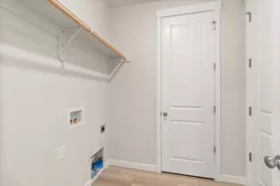 136 Valemont Dr, Eagle Point, OR 97524 - Photo 20