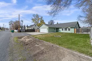 3465 Boardman Ave, Klamath Falls, OR 97603 - Photo 4