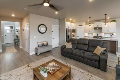 1199 NE Henry Drive, Prineville, OR 97754 - Photo 2