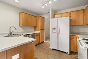 1818 Sarah Way, Medford, OR 97501 - Photo 8