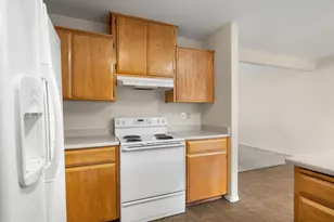 1818 Sarah Way, Medford, OR 97501 - Photo 10