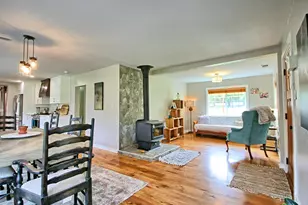 5355 Coleman Creek Rd, Medford, OR 97501 - Photo 8