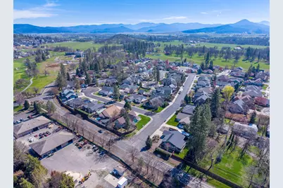 19 Pine Court, Eagle Point, OR 97524 - Photo 34