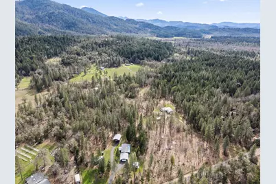 522 Jackadel Lane, Cave Junction, OR 97523 - Photo 8