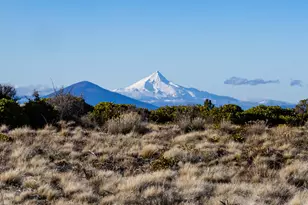 18858 Ridgeline Dr, Bend, OR 97703 - Photo 1