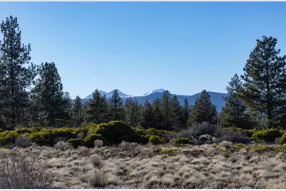 18858 Ridgeline Drive, Bend, OR 97703 - Photo 4