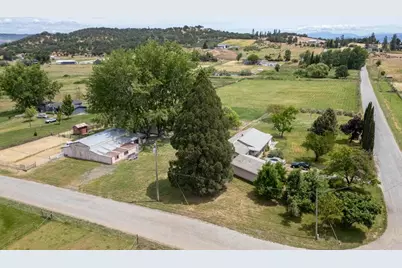 4464 Tioga Way, Central Point, OR 97502 - Photo 36