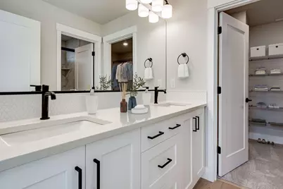 3875 NE Petrosa Avenue, Bend, OR 97701 - Photo 8