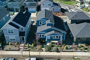 256 Rockfellow Pl, Talent, OR 97540 - Photo 2