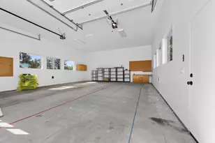 21834 Boonesborough Dr, Bend, OR 97701 - Photo 52