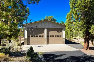 21834 Boonesborough Dr, Bend, OR 97701 - Photo 48