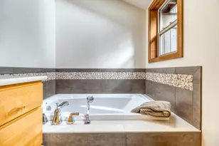 70525 Colts Foot, Black Butte Ranch, OR 97759 - Photo 26