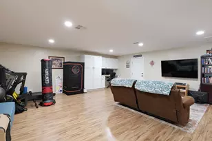 9401 Old Stage Rd, Central Point, OR 97502 - Photo 32