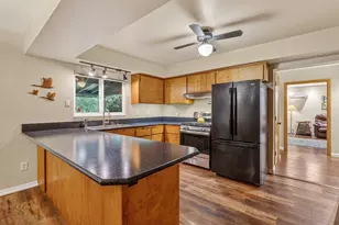 244 Riessen Rd, Grants Pass, OR 97526 - Photo 12