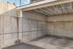 1439 NW Juniper St, Bend, OR 97703 - Photo 16