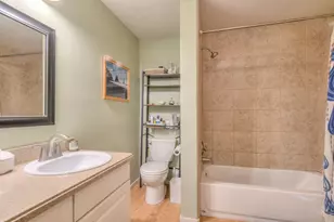 1439 NW Juniper St, Bend, OR 97703 - Photo 12
