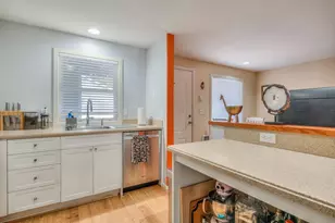 1439 NW Juniper St, Bend, OR 97703 - Photo 6