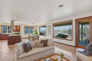 26 NW Shasta Pl, Bend, OR 97703 - Photo 8