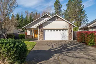 2131 SW Frd St, Grants Pass, OR 97526 - Photo 2