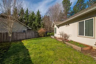 2131 SW Frd St, Grants Pass, OR 97526 - Photo 32