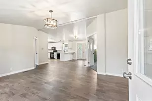 1358 Linda Dr, La Pine, OR 97739 - Photo 4