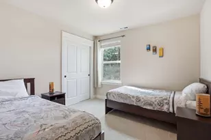 62763 Hawkview Road, Bend, OR 97701 - Photo 22