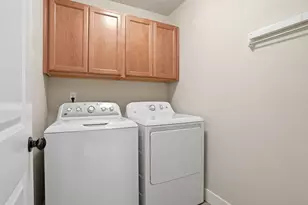 62763 Hawkview Road, Bend, OR 97701 - Photo 28