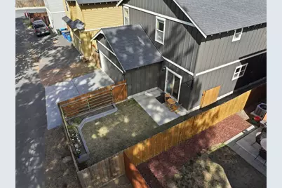 62763 Hawkview Road, Bend, OR 97701 - Photo 4