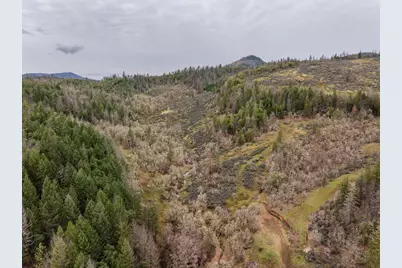 2527 Crowfoot Road, Eagle Point, OR 97524 - Photo 6