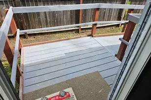 380 W Gregory Rd, Central Point, OR 97502 - Photo 8