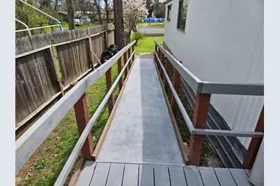 380 W Gregory Road #UNIT 1, Central Point, OR 97502 - Photo 16