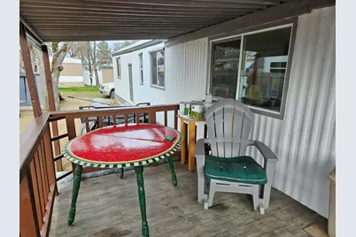 380 W Gregory Road #UNIT 1, Central Point, OR 97502 - Photo 4