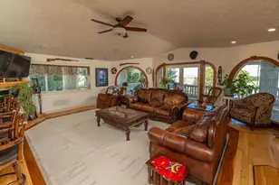 59047 Old Lake Rd, Christmas Valley, OR 97641 - Photo 22