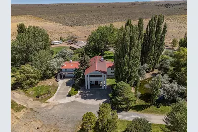 59047 Old Lake Road, Christmas Valley, OR 97641 - Photo 56