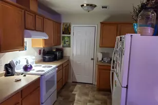 415 Marion Ln, Grants Pass, OR 97527 - Photo 16