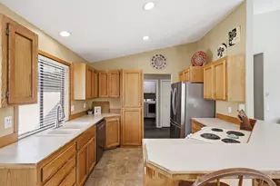 1449 SE Lostine Cir, Bend, OR 97702 - Photo 16