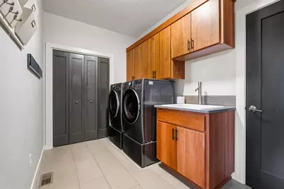 19183 NW Mount Shasta Drive, Bend, OR 97703 - Photo 34