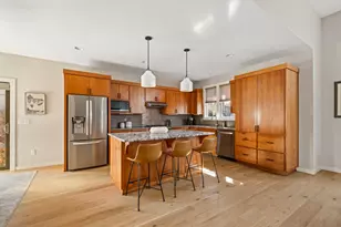 19183 NW Mount Shasta Dr, Bend, OR 97703 - Photo 12