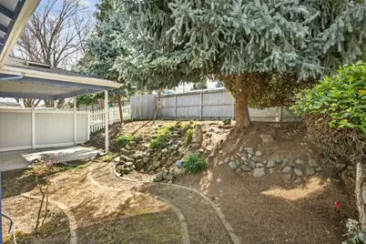 262 Meadow Drive, Ashland, OR 97520 - Photo 40