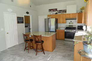 1017 Bismark St, Klamath Falls, OR 97601 - Photo 6